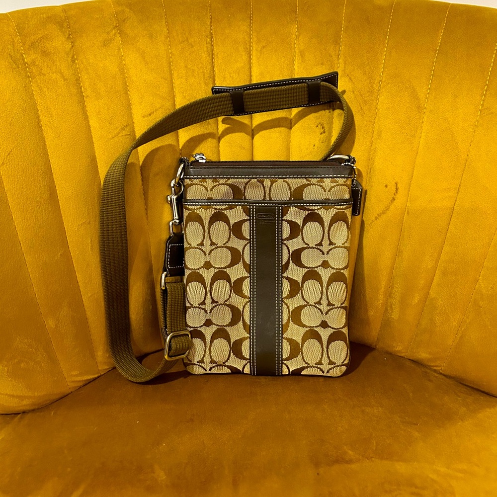 Vintage Coach Signature Crossbody Bag